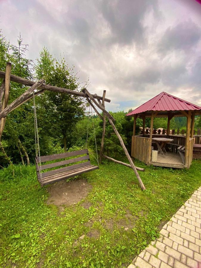 Біля Лісу Шале З Двома Спальнями Slavske Exterior foto